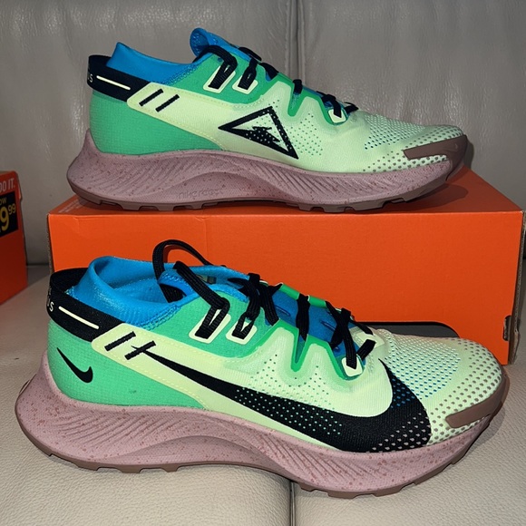 Nike Pegasus Trail 2 - Picture 2 of 6